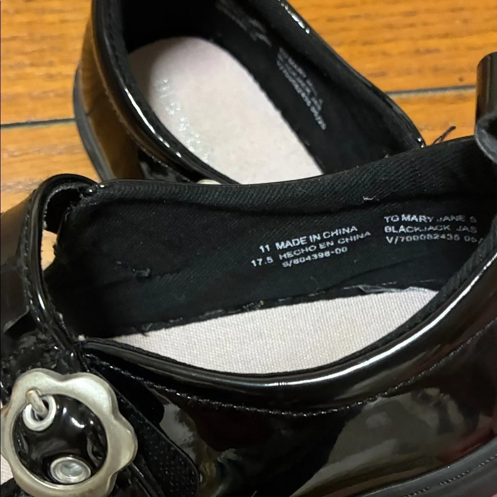 Old Navy Black Patent Shoes with Flower Buckle